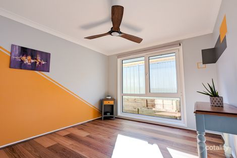 Property photo of 27 Conroy Crescent Kariong NSW 2250