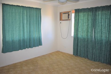 Property photo of 25 Shannon Crescent Dysart QLD 4745