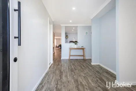 Property photo of 13 Possum Drive Wannanup WA 6210