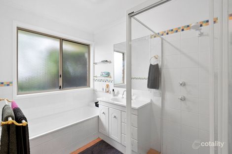 Property photo of 2 Lads Place Dunlop ACT 2615