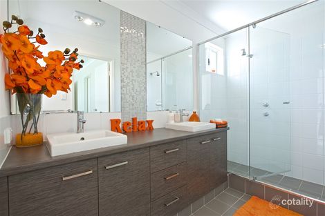 Property photo of 29 Descanso Loop Aubin Grove WA 6164