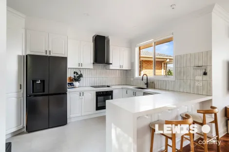 Property photo of 2/1 Vale Street Pascoe Vale VIC 3044