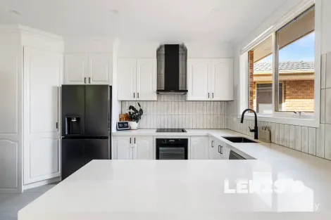 Property photo of 2/1 Vale Street Pascoe Vale VIC 3044