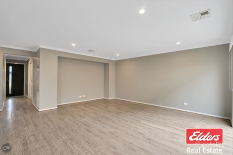 Property photo of 7 Treeve Parkway Werribee VIC 3030