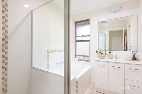 Property photo of 26 Dandenong Terrace Robina QLD 4226