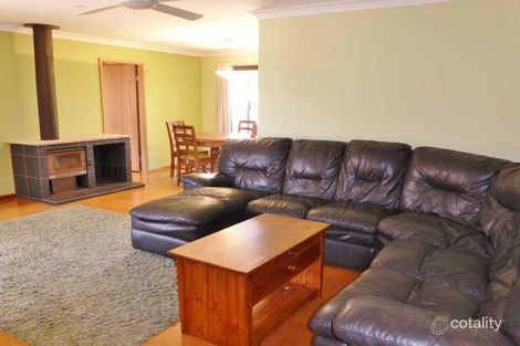 Property photo of 3 Mount View Parade Tuncurry NSW 2428
