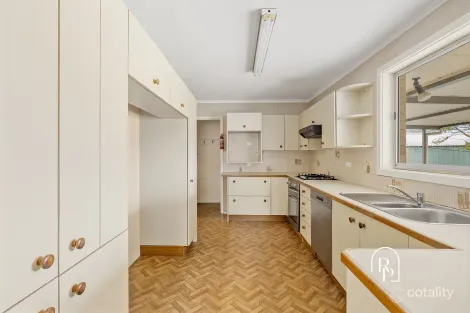 Property photo of 16 Central Avenue Tyabb VIC 3913