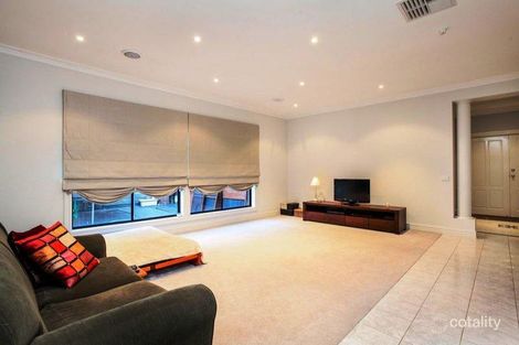 Property photo of 24 Castlehill Avenue Greenvale VIC 3059