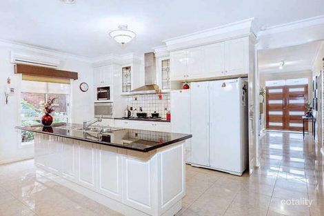 Property photo of 21 Nicholson Terrace Taylors Hill VIC 3037