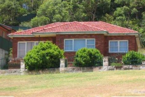 Property photo of 4 Macquarie Road Earlwood NSW 2206