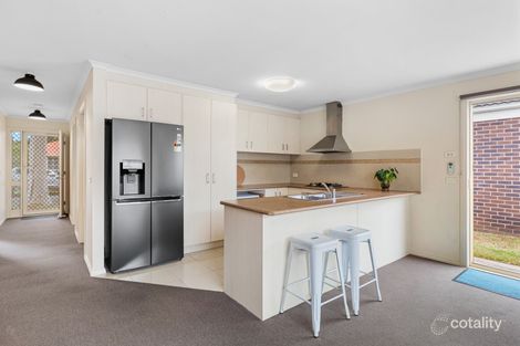 Property photo of 2/1 Gentzen Drive Wyndham Vale VIC 3024
