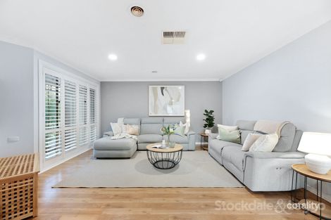Property photo of 6 Roxy Close Berwick VIC 3806