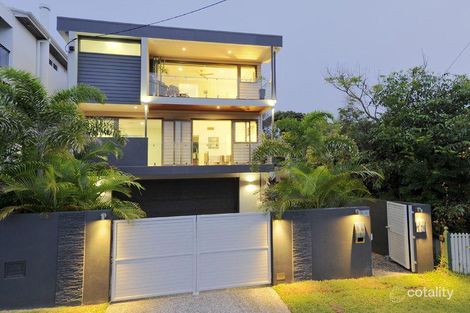 13 Sydney Ave, Camp Hill, QLD 4152