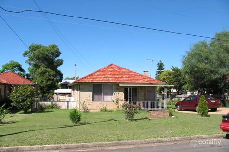 Property photo of 21 Alamein Avenue Narraweena NSW 2099