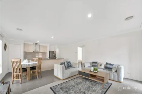 Property photo of 19 Lockheed Parade Point Cook VIC 3030