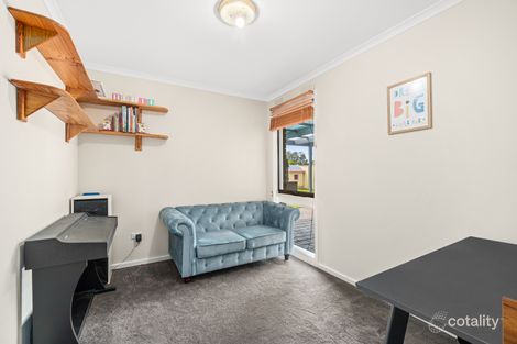 Property photo of 9 Marilyn Way Sale VIC 3850