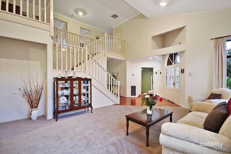 Property photo of 6 Autumn Court Glen Waverley VIC 3150