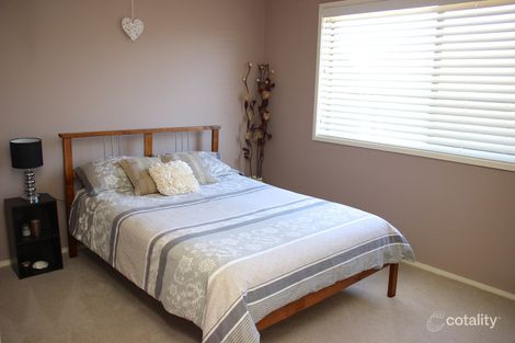Property photo of 54 Lumby Drive Bateau Bay NSW 2261