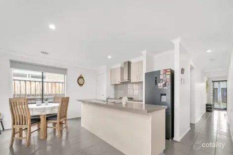 Property photo of 19 Lockheed Parade Point Cook VIC 3030