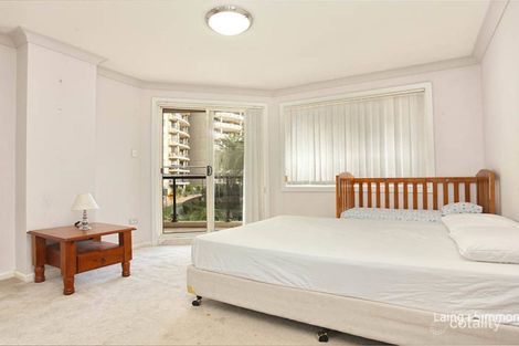 Property photo of 210/91 Bridge Road Westmead NSW 2145