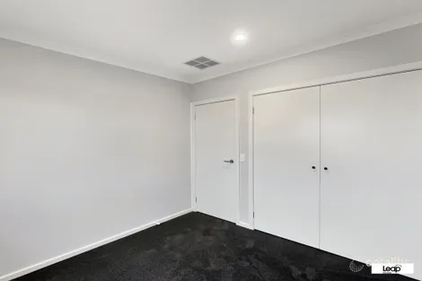 Property photo of 17 Sword Road Thornhill Park VIC 3335