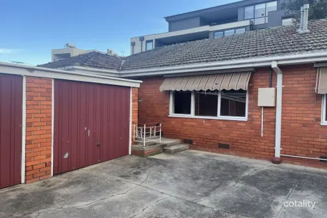 3/7 Toolambool Rd, Carnegie, VIC 3163