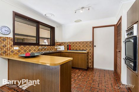 Property photo of 11 Tullaroop Court St Albans VIC 3021