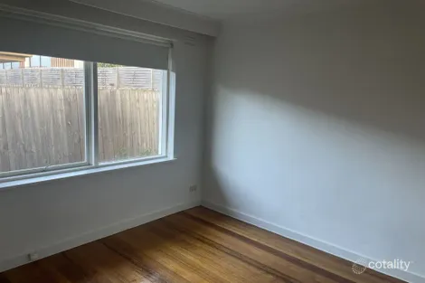 Property photo of 3/7 Toolambool Road Carnegie VIC 3163