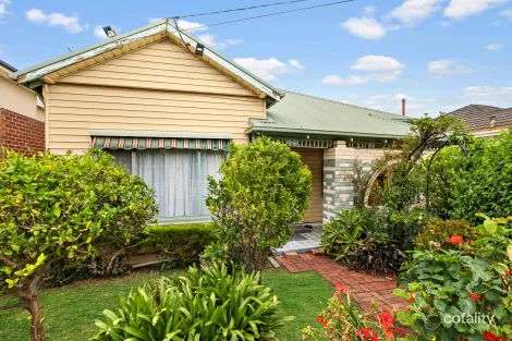 Property photo of 16 Studley Street Maidstone VIC 3012