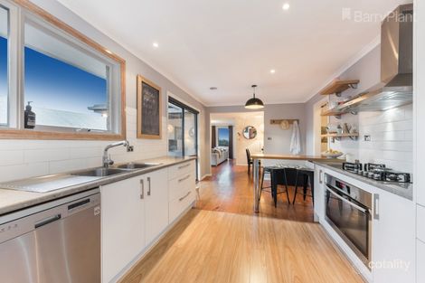 Property photo of 30 Cedar Grove Highton VIC 3216