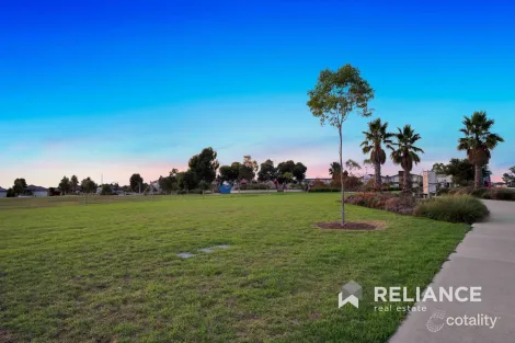 Property photo of 9 Smile Crescent Wyndham Vale VIC 3024