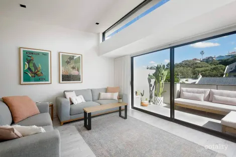 18/62-64 Pittwater Rd, Manly, NSW 2095