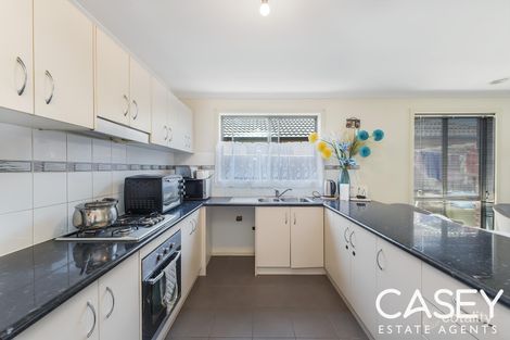 Property photo of 19 Wodalla Place Lyndhurst VIC 3975