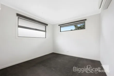 Property photo of 3/9 Warrs Road Maribyrnong VIC 3032