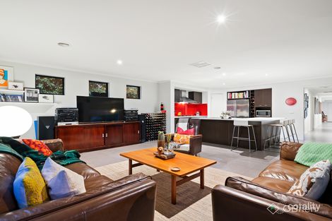 Property photo of 12 Dawson Crescent Manor Lakes VIC 3024