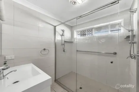 Property photo of 310 Whitehill Road Flinders View QLD 4305