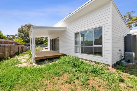 104a Lylia Ave, Mount Clear, VIC 3350