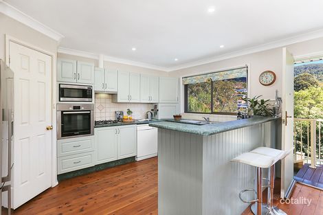 Property photo of 5 The Parkway Balgownie NSW 2519