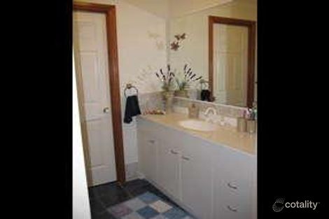 Property photo of 4 Fitzgibbon Place Kurri Kurri NSW 2327