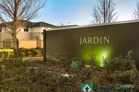 Property photo of 8 Montclair Street Point Cook VIC 3030
