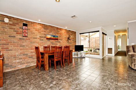 Property photo of 6 Pamela Court Werribee VIC 3030
