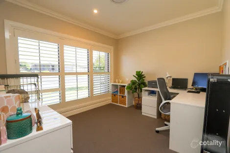 Property photo of 8 Box Tree Place Inverell NSW 2360