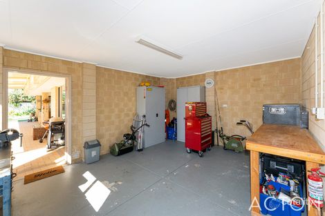 Property photo of 5 Scottsdale Turn Meadow Springs WA 6210