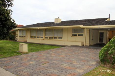 4 Coach House Dr, Novar Gardens, SA 5040