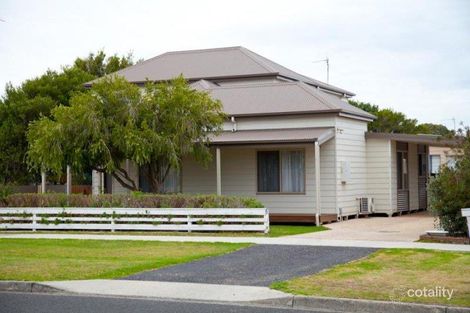 Property photo of 37 Merrin Crescent Wonthaggi VIC 3995