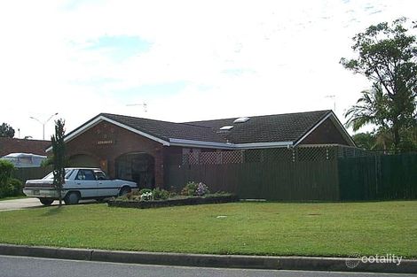 1/4 Gladys St, Labrador, QLD 4215