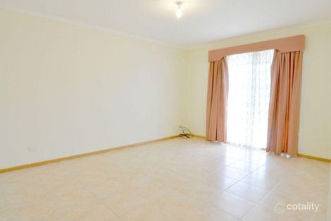 Property photo of 12 Heather Grove Inverloch VIC 3996