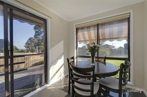 Property photo of 21 Burnet Place Traralgon VIC 3844