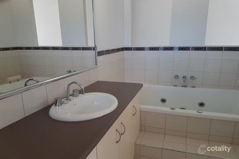 Property photo of 14 Powell Court Highfields QLD 4352