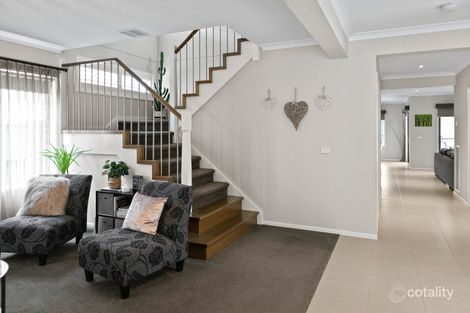 Property photo of 12 Casandra Court Berwick VIC 3806